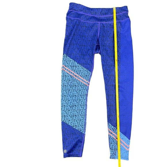 Athleta Purple Blue Asym Camo Print Sonar 7/8 Work Out Leggings Women's Size S - Picture 10 of 16